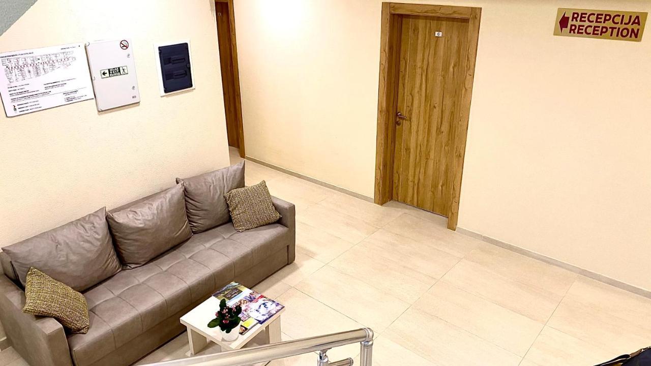Hotel Olimpija Plus Херцег-Новий Екстер'єр фото
