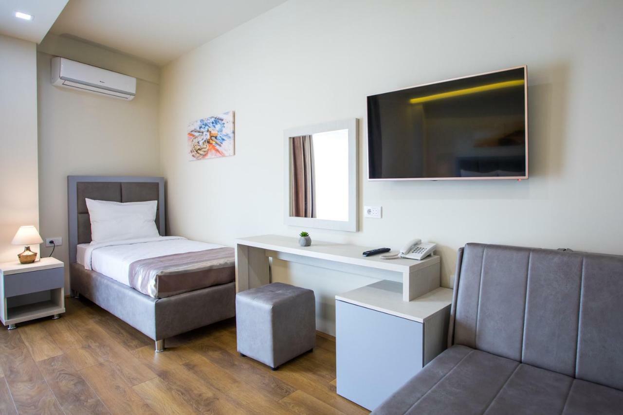 Hotel Olimpija Plus Херцег-Новий Екстер'єр фото